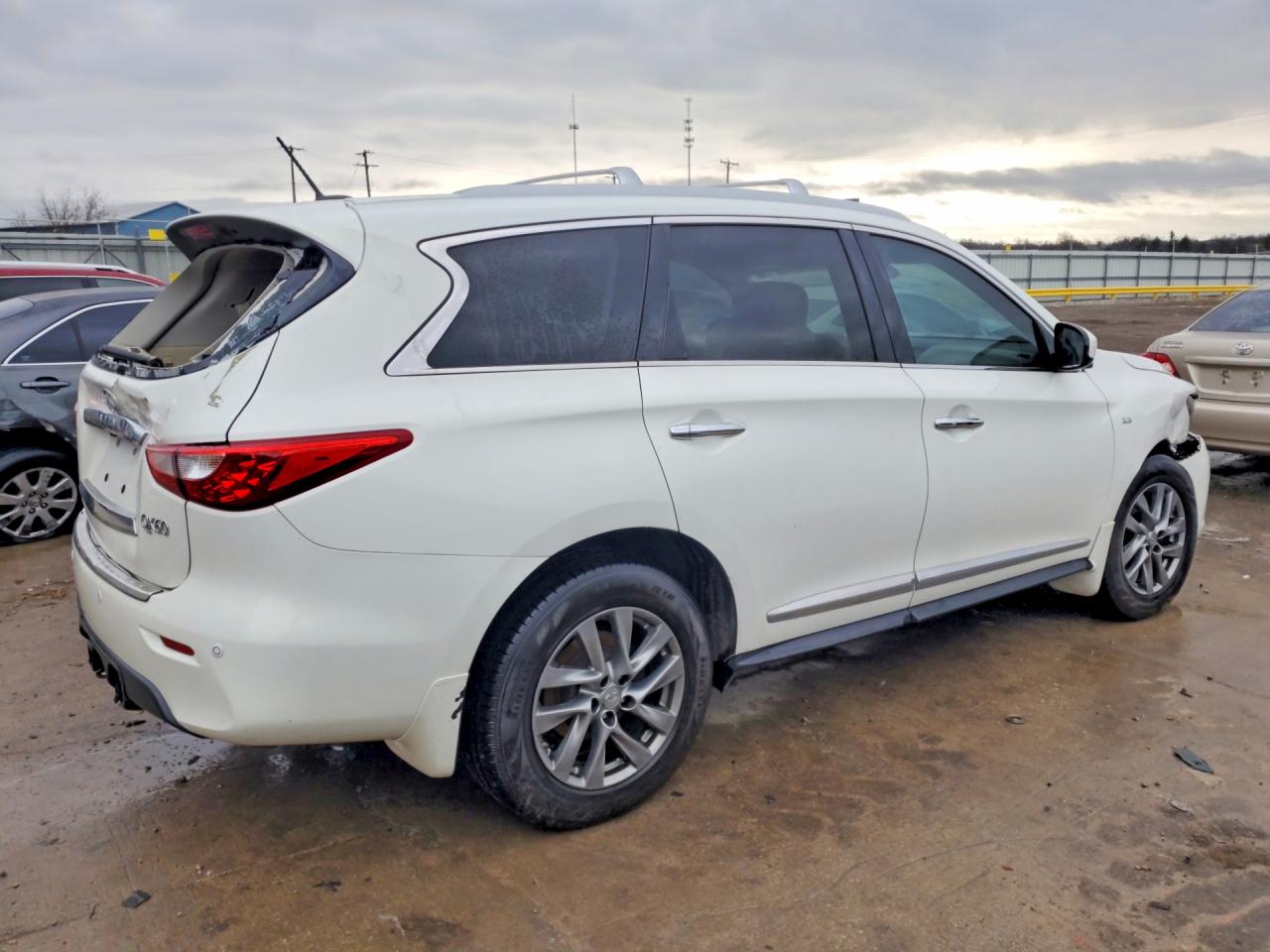 2014 INFINITI QX60 BASE photo 3