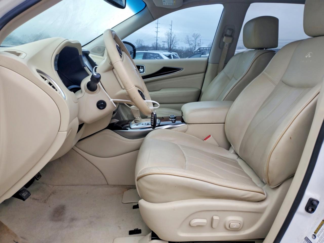 2014 INFINITI QX60 BASE photo 7