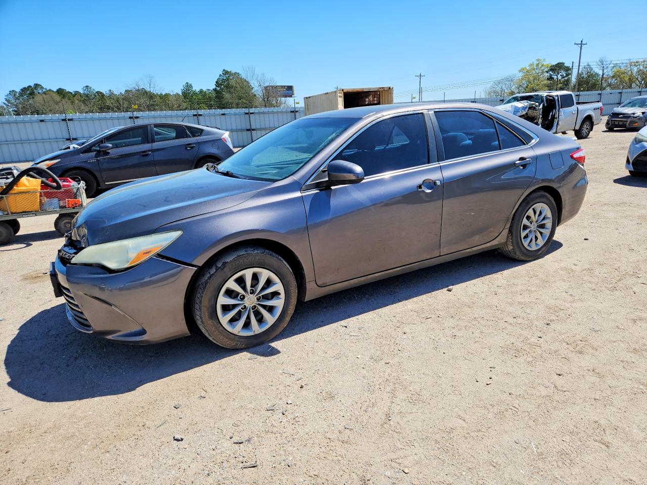 2016 TOYOTA CAMRY