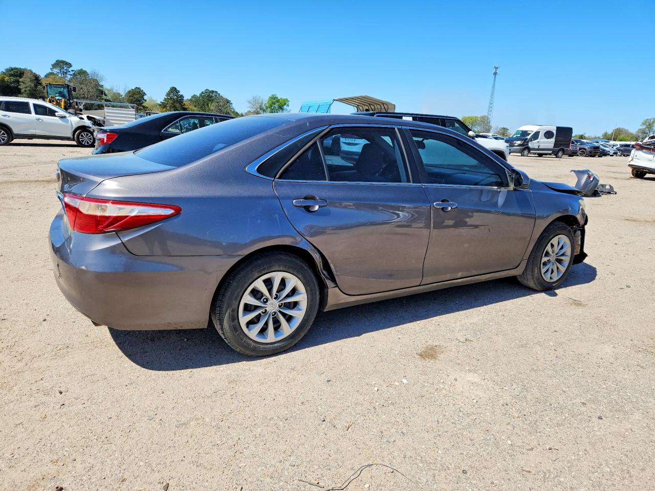 2016 TOYOTA CAMRY LE photo 7