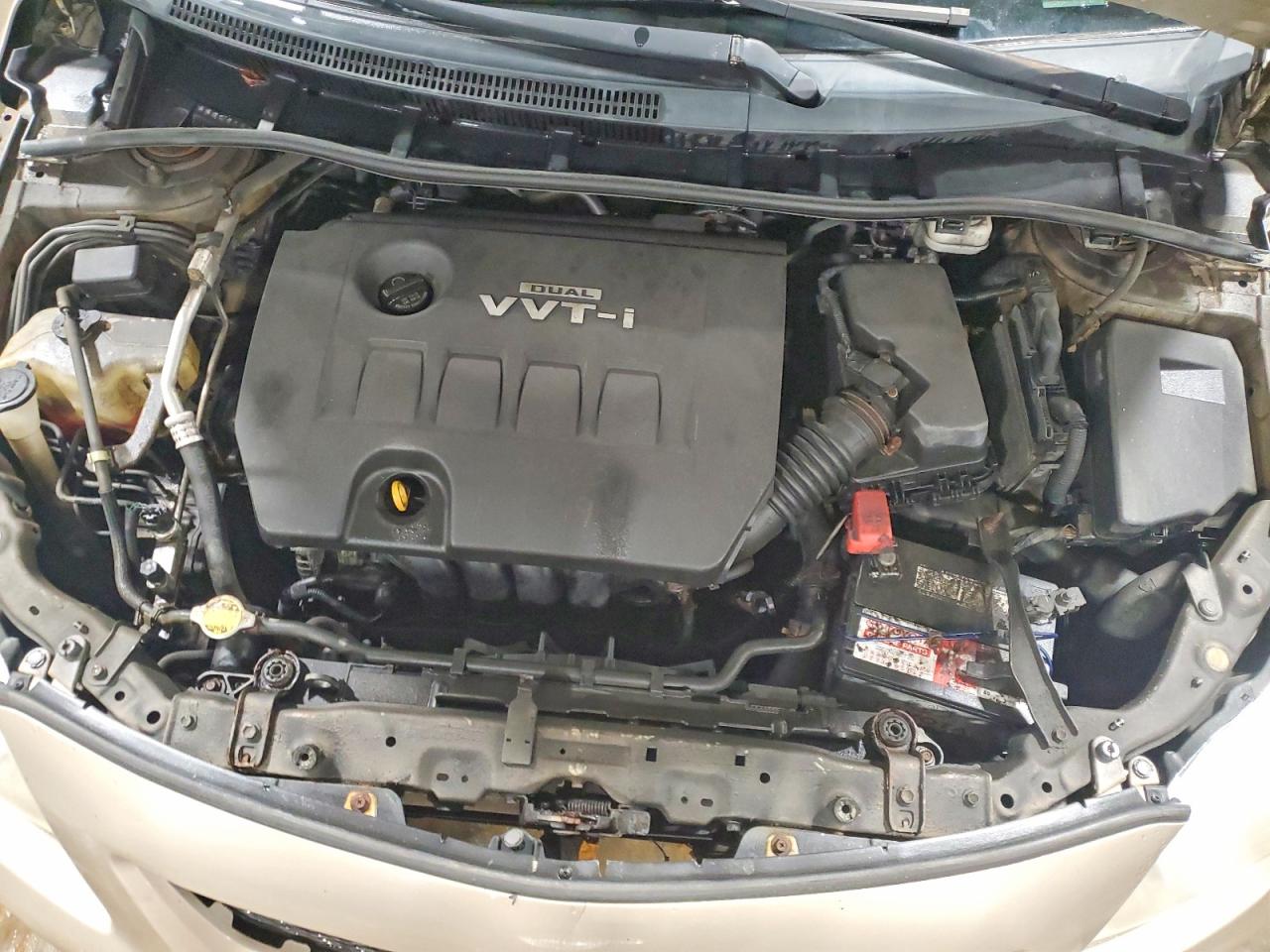 2010 TOYOTA COROLLA BASE photo 11