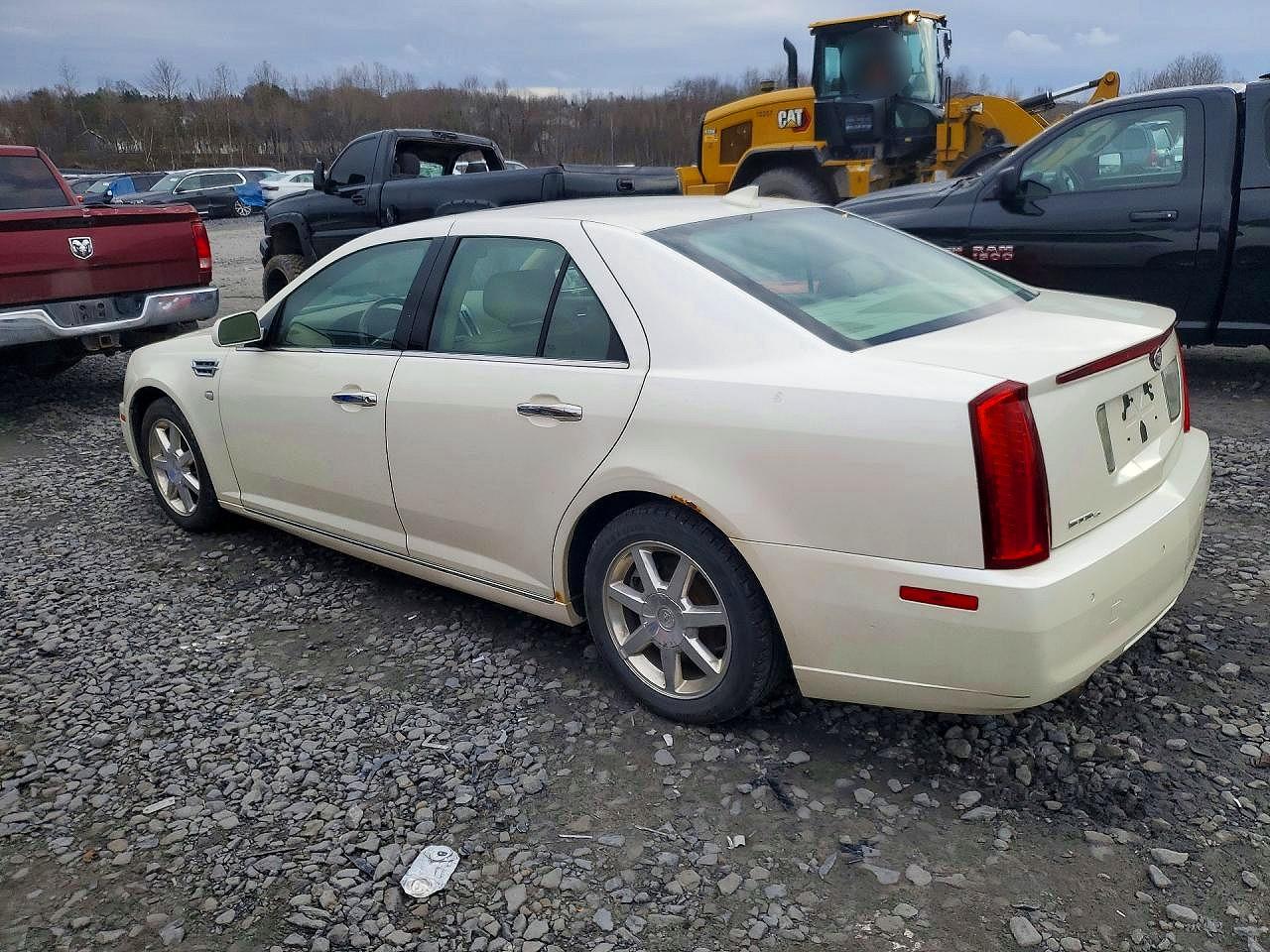 2011 CADILLAC STS LUXURY photo 4