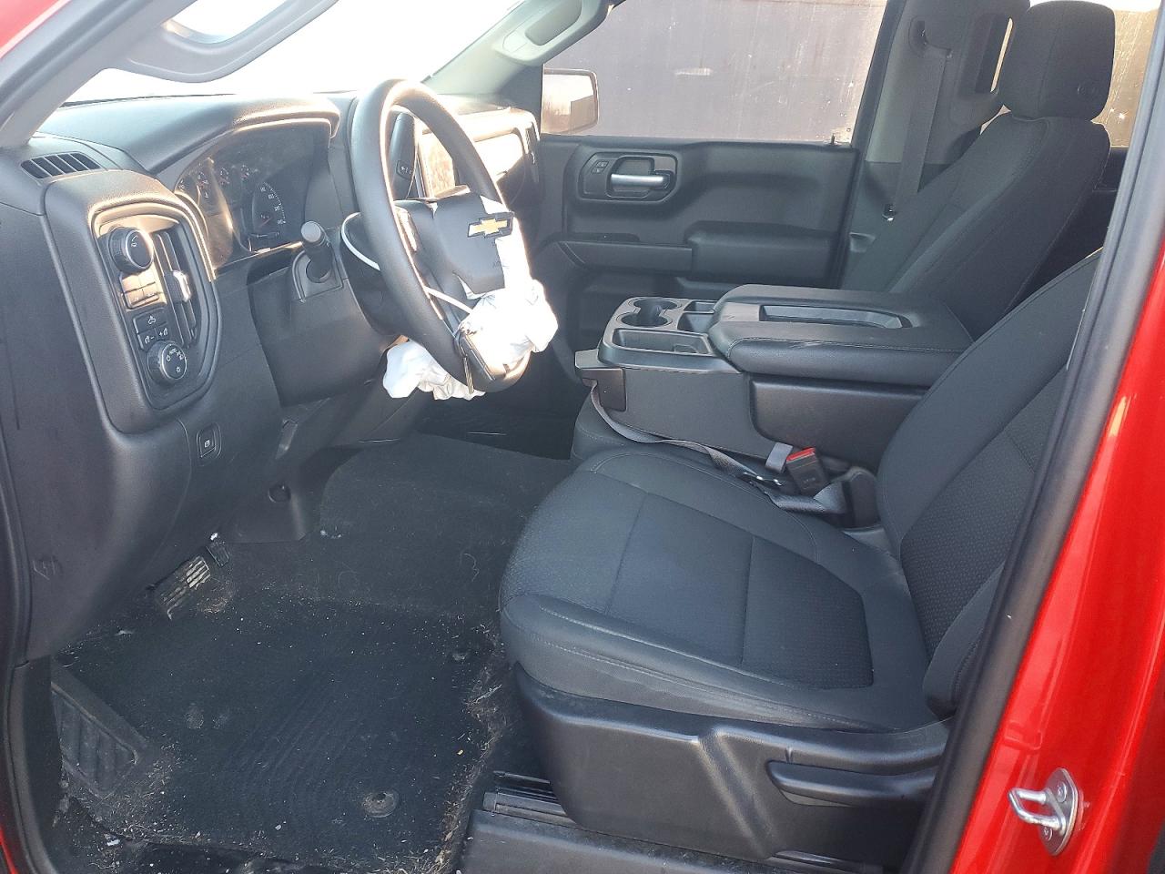 2021 CHEVROLET SILVERADO K1500 CUSTOM photo 13