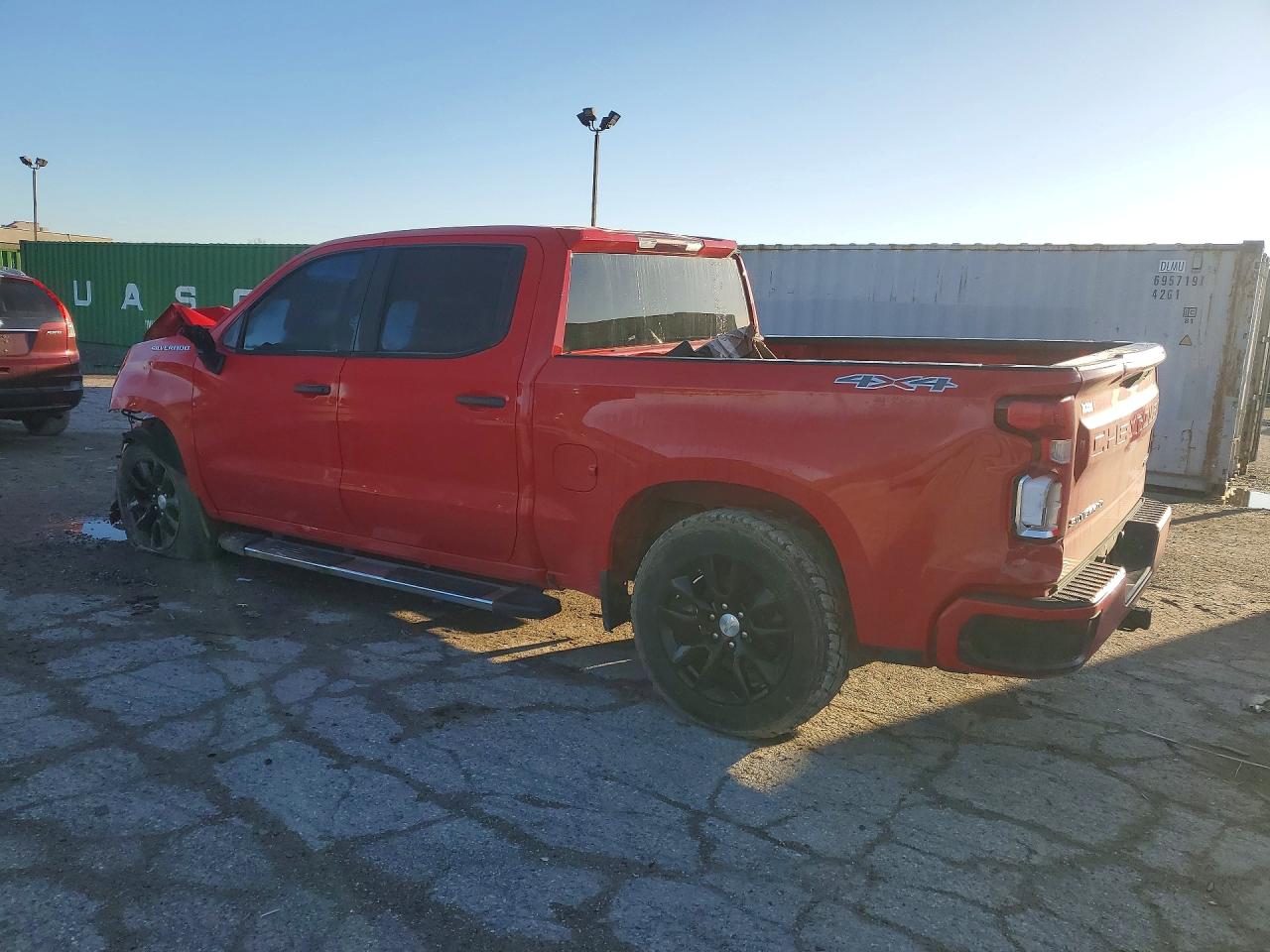 2021 CHEVROLET SILVERADO K1500 CUSTOM photo 3