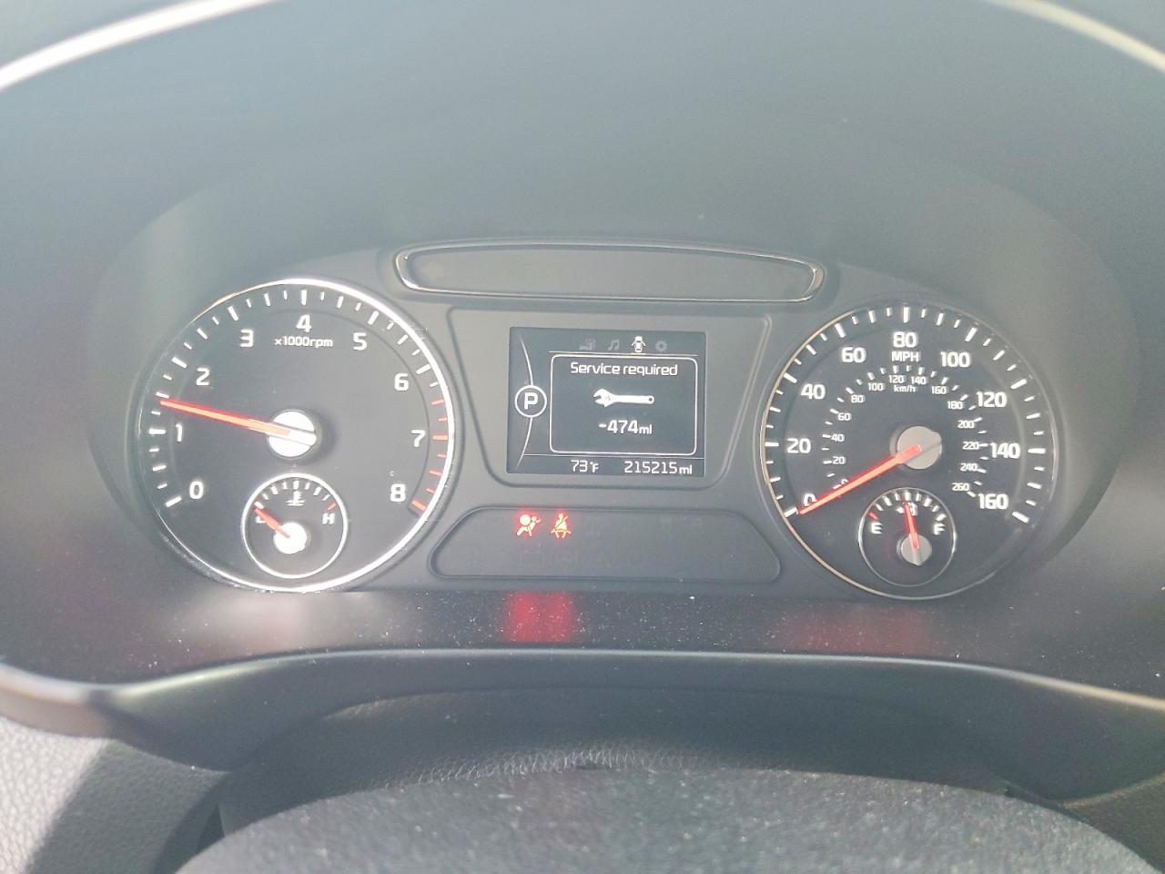 2016 KIA SORENTO LX photo 9