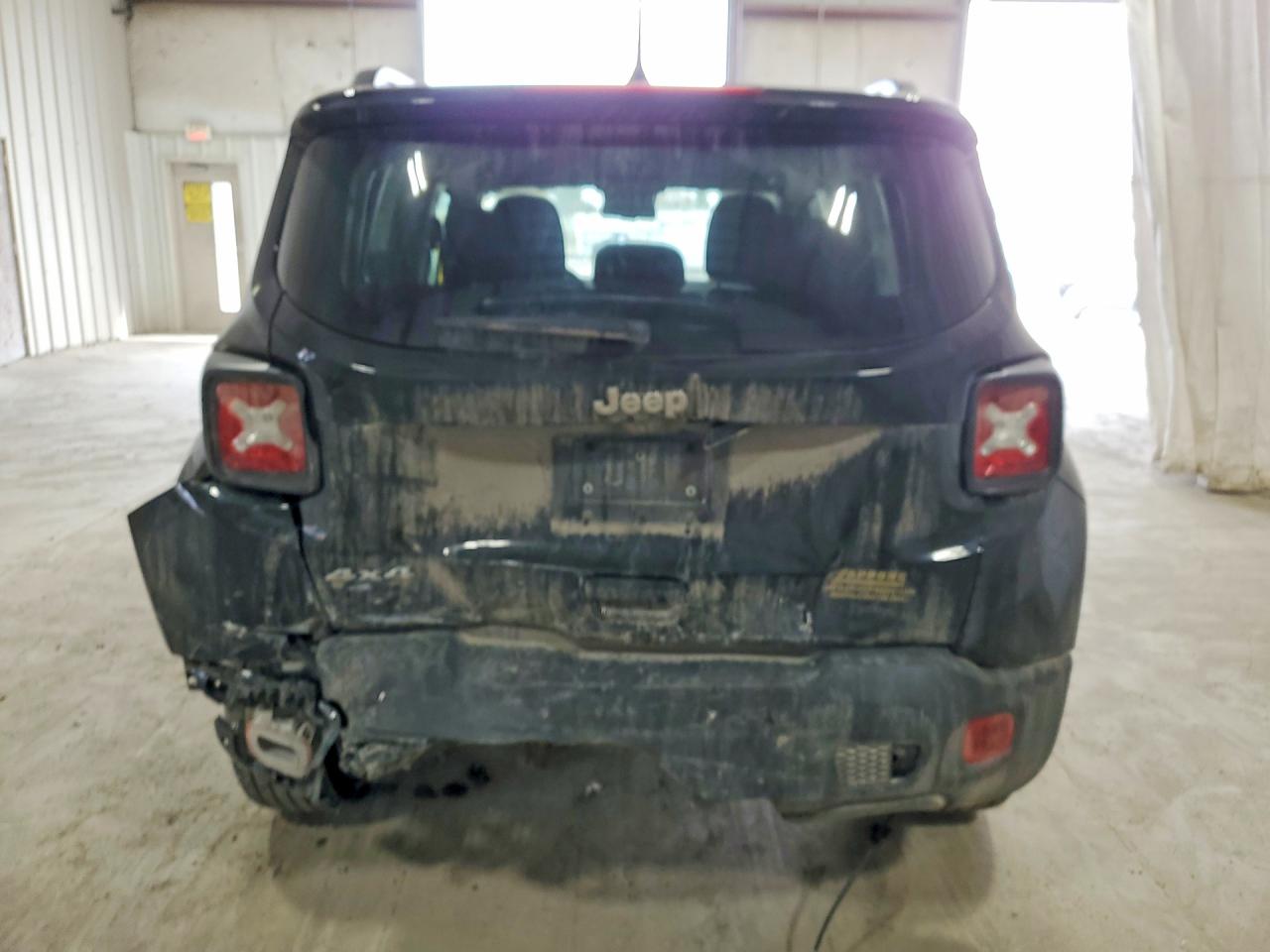 2023 JEEP RENEGADE LATITUDE photo 11