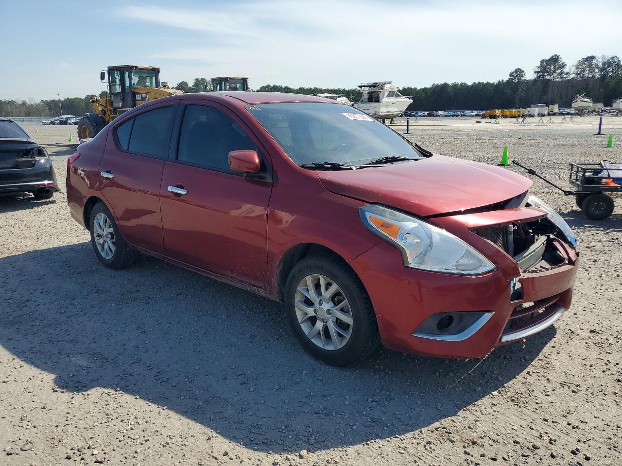2018 NISSAN VERSA SV photo 7