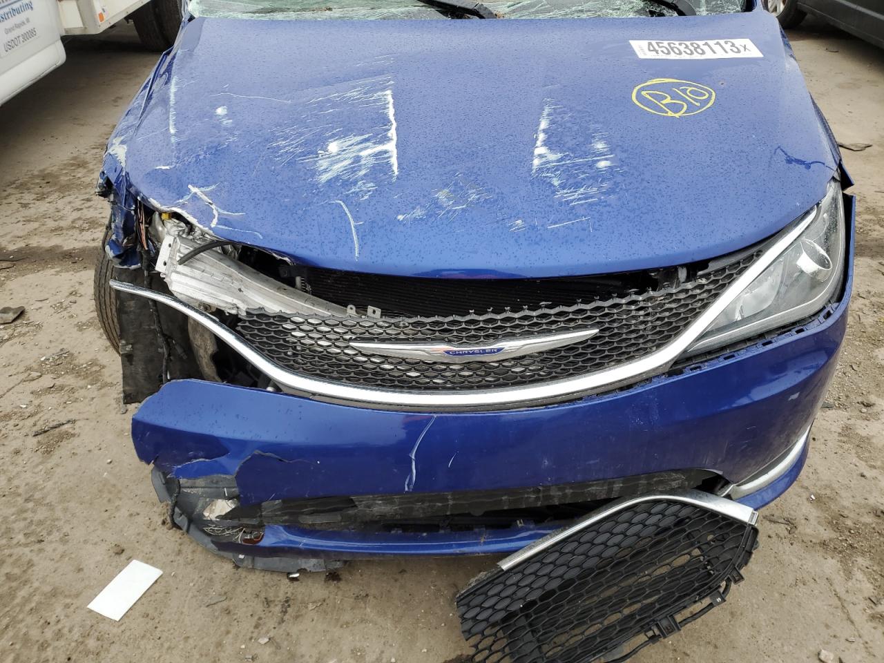 2019 CHRYSLER PACIFICA TOURING L photo 23