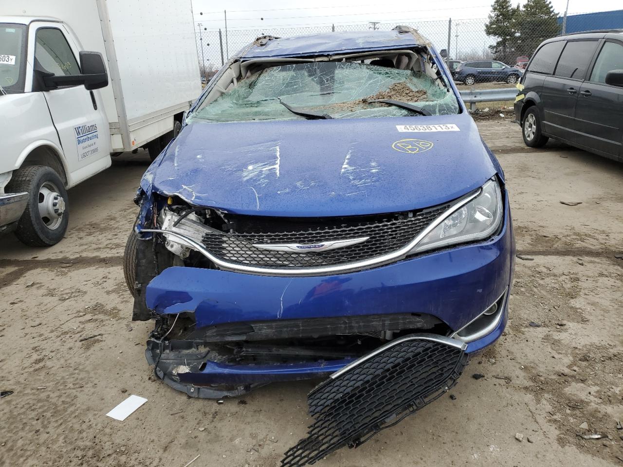 2019 CHRYSLER PACIFICA TOURING L photo 9