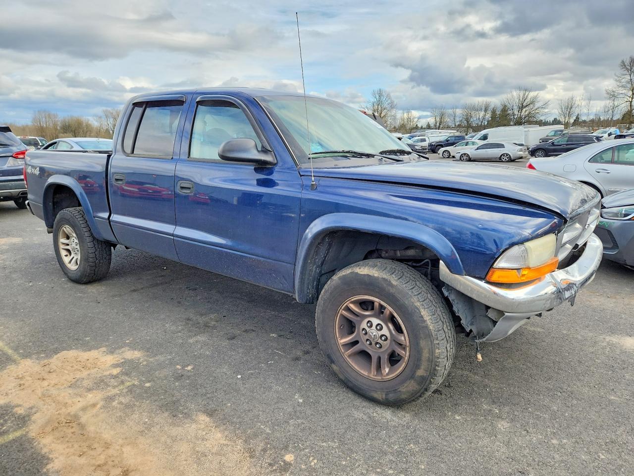 2004 DODGE DAKOTA QUAD SLT photo 7