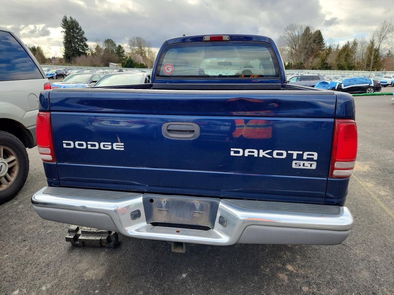 2004 DODGE DAKOTA QUAD SLT photo 11