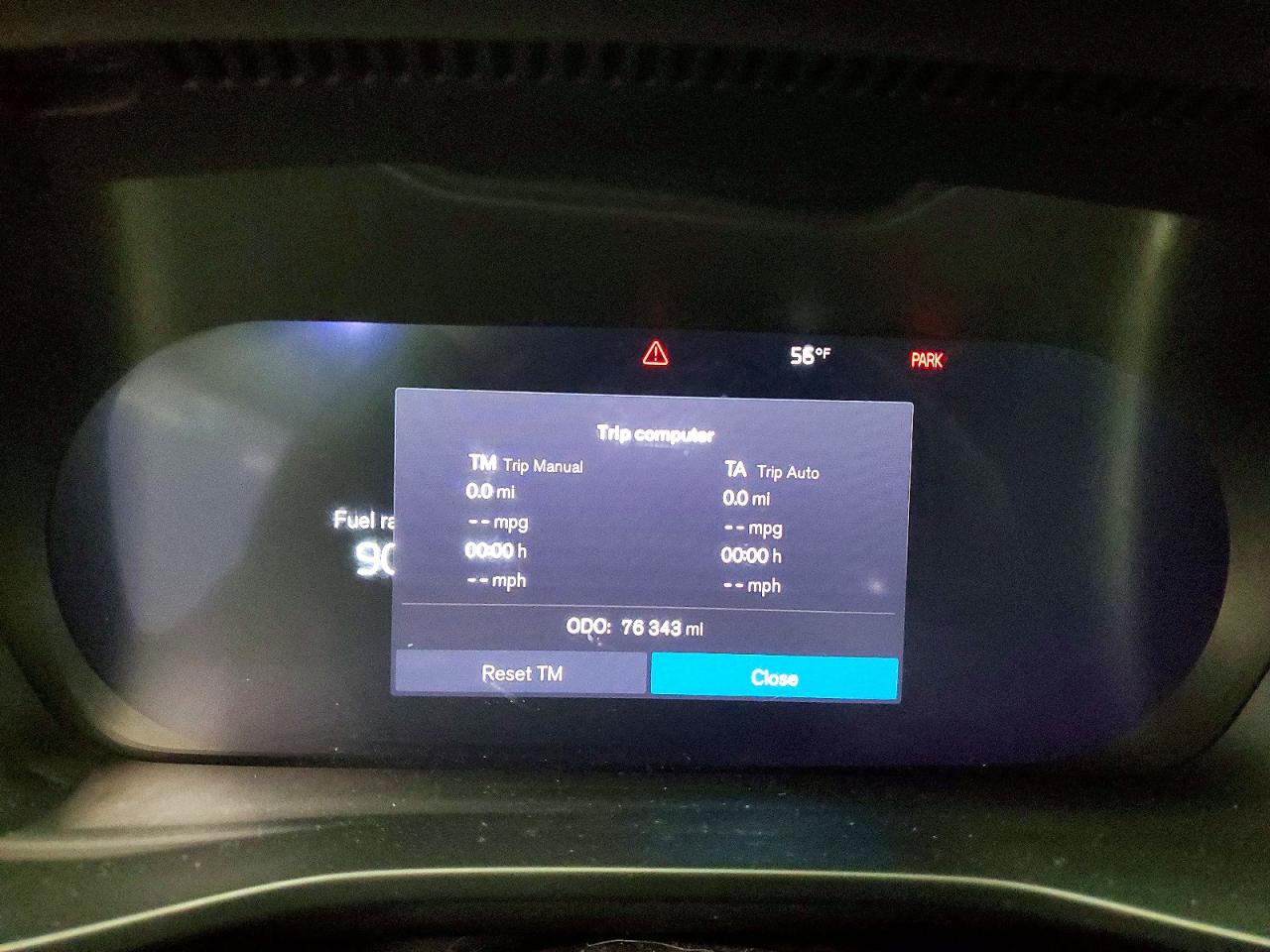 2023 VOLVO XC40 CORE photo 9