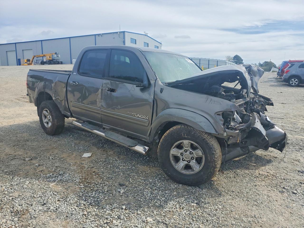 2006 TOYOTA TUNDRA photo 4