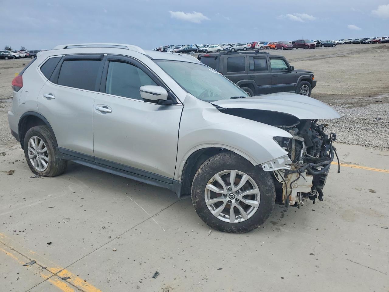 2018 NISSAN ROGUE SV photo 7