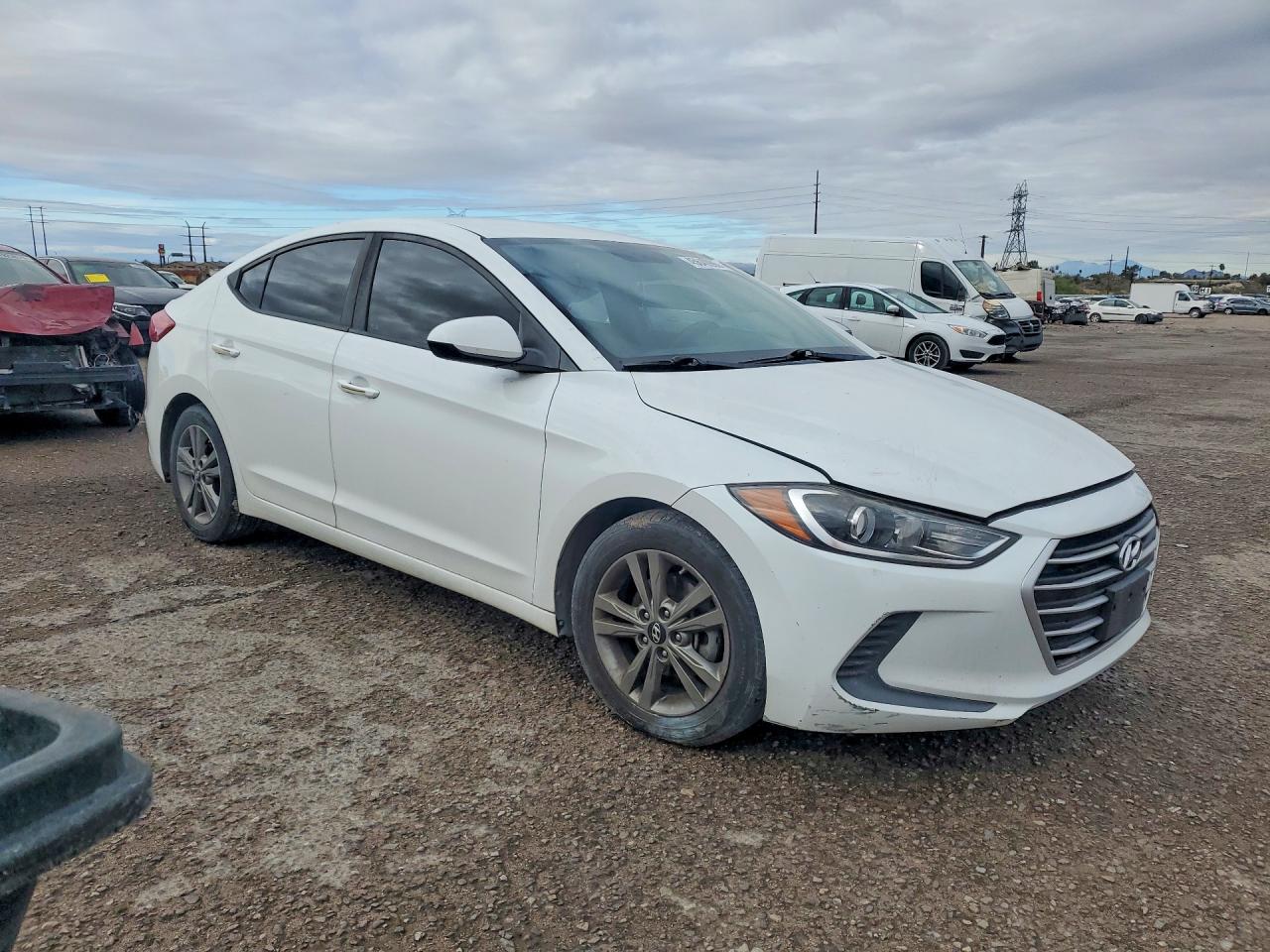 2018 HYUNDAI ELANTRA photo 4
