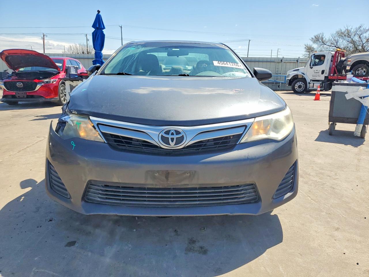 2012 TOYOTA CAMRY LE photo 5