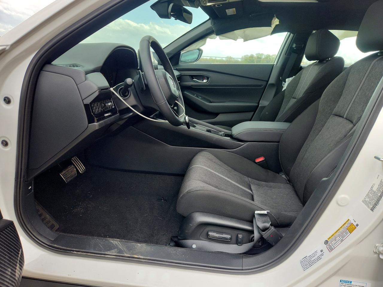 2025 HONDA ACCORD HYBRID SPORT photo 13
