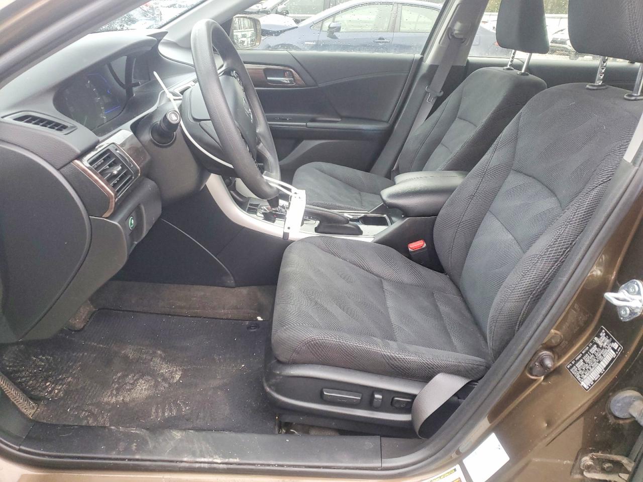 2017 HONDA ACCORD HYBRID photo 7