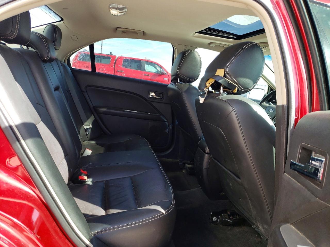 2012 FORD FUSION photo 19