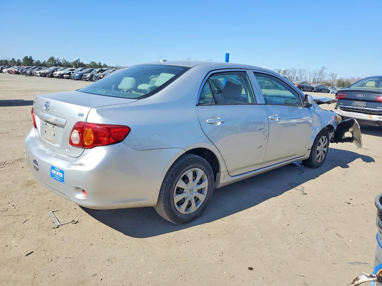 2009 TOYOTA COROLLA LE photo 3