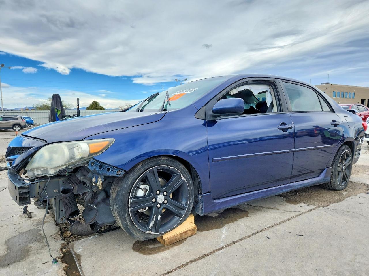 2013 TOYOTA COROLLA