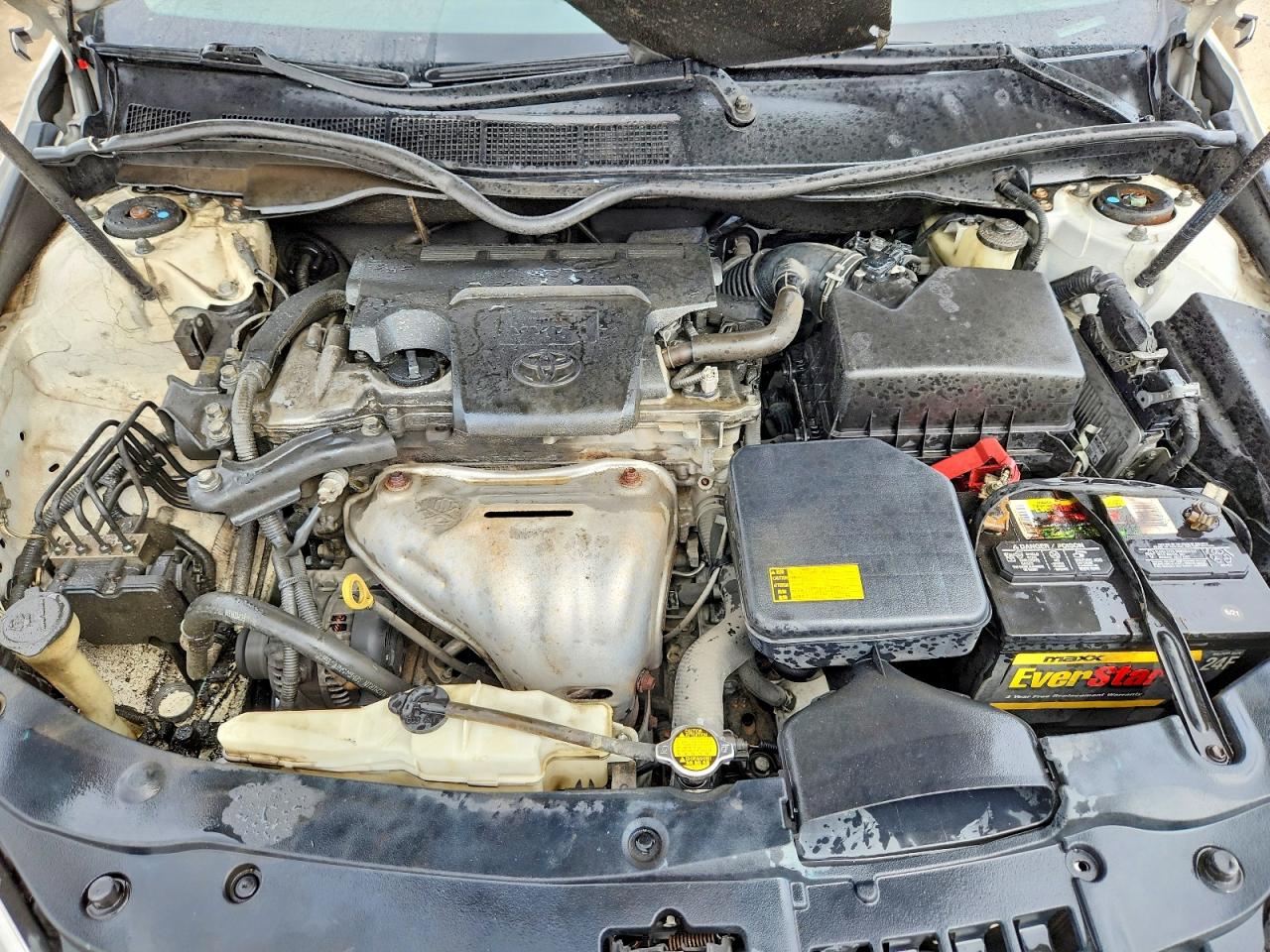 2015 TOYOTA CAMRY SE photo 11
