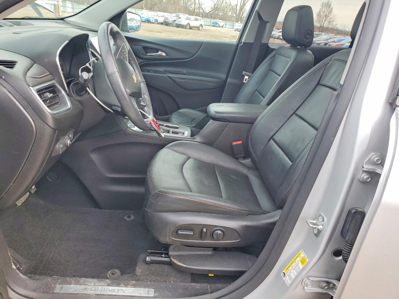 2018 CHEVROLET EQUINOX PREMIER photo 13