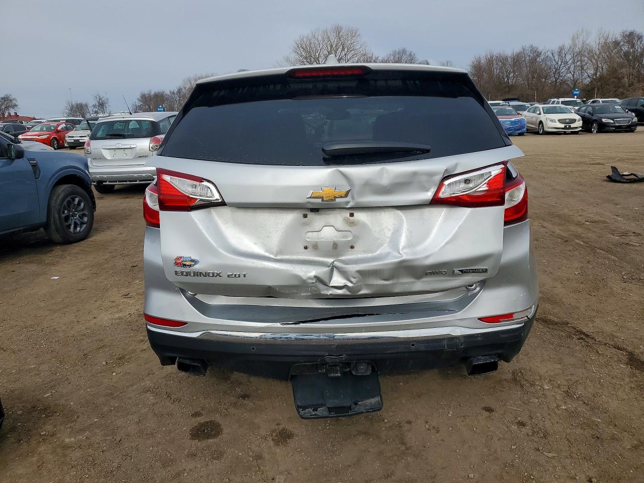 2018 CHEVROLET EQUINOX PREMIER photo 11