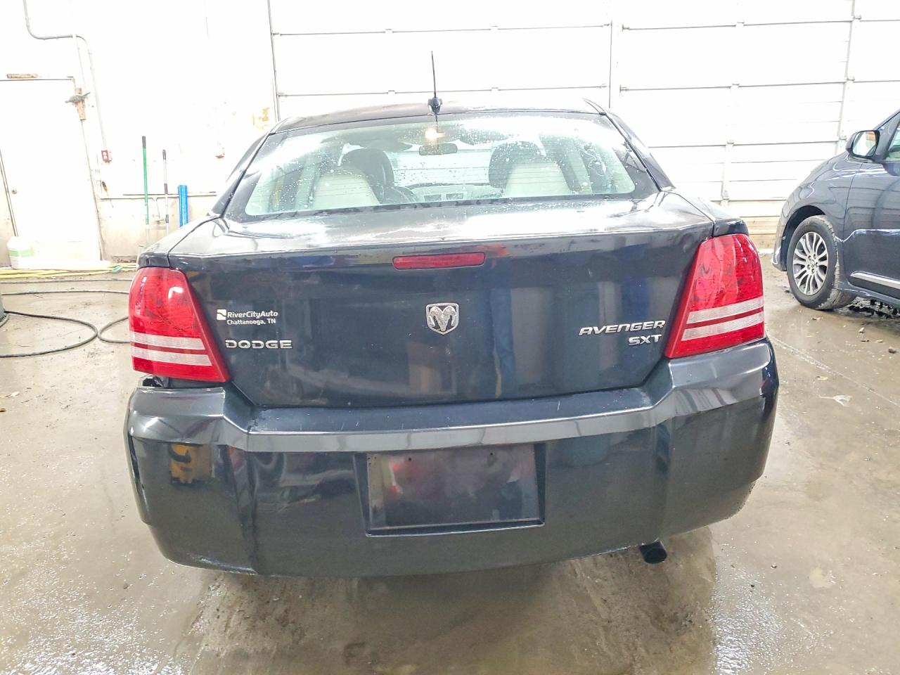2010 DODGE AVENGER SXT photo 6