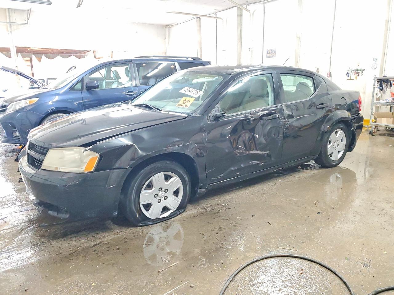 2010 DODGE AVENGER