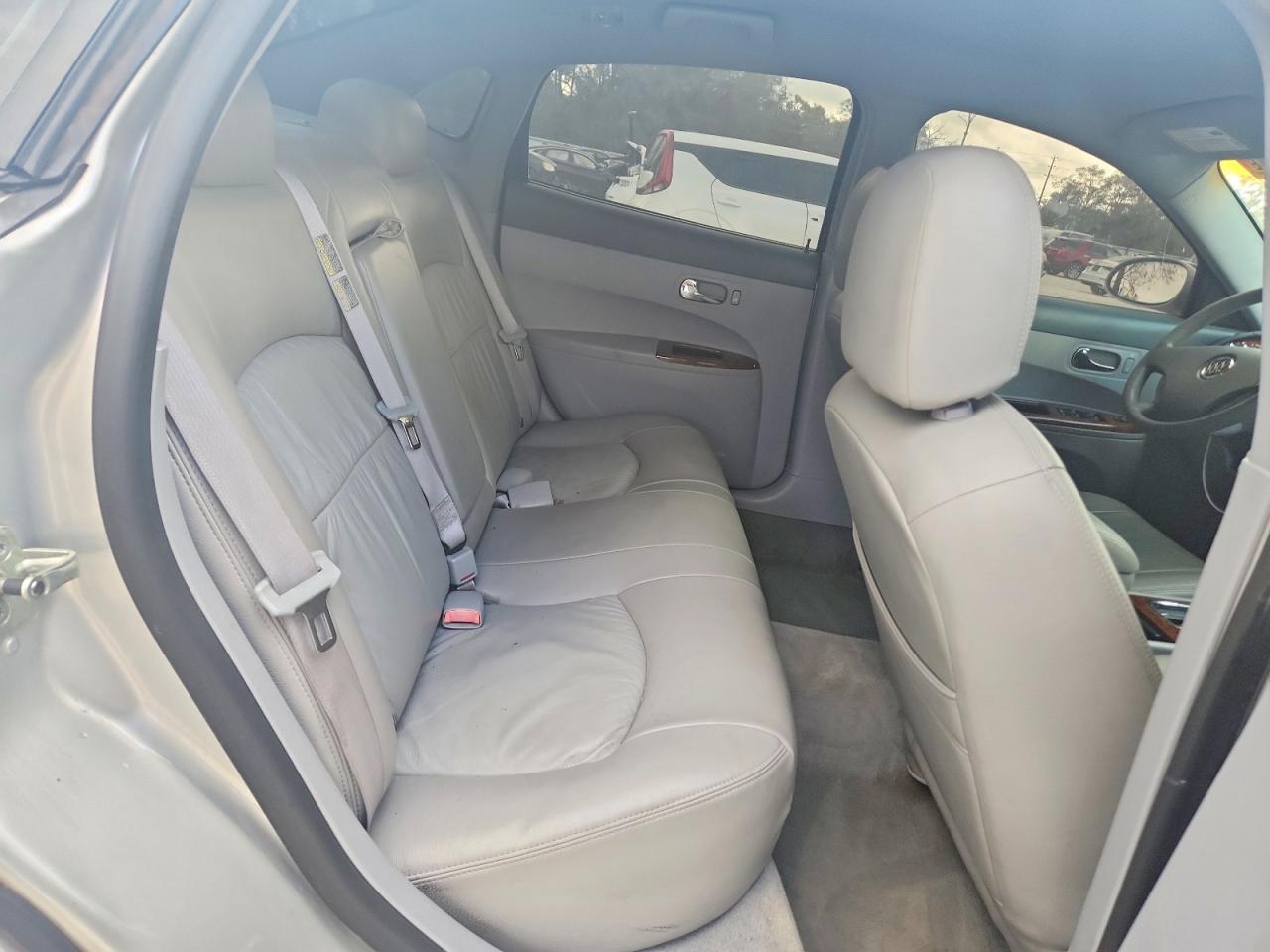 2005 BUICK LACROSSE CX photo 28