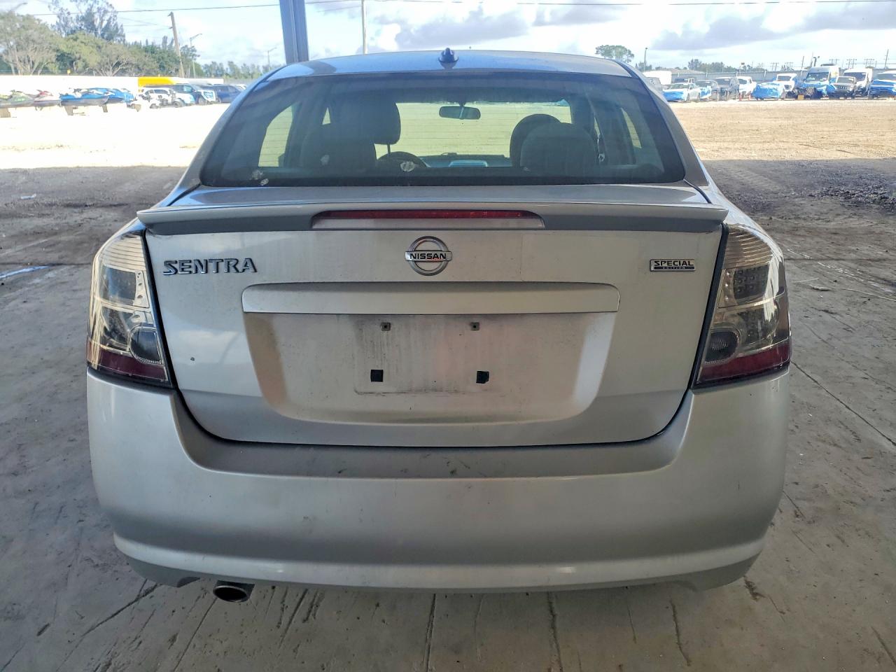 2012 NISSAN SENTRA 2.0 photo 11