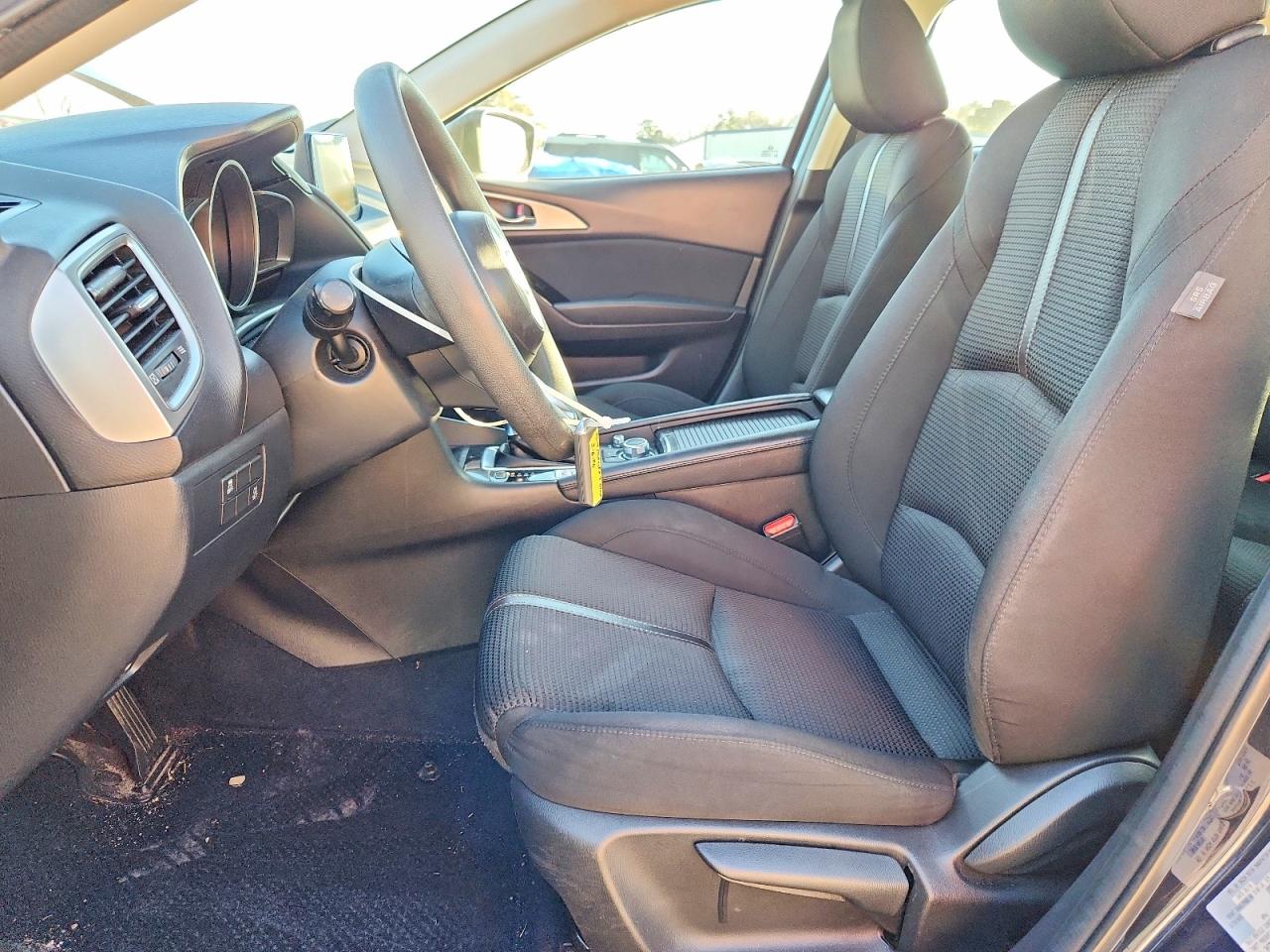 2018 MAZDA 3 SPORT photo 25