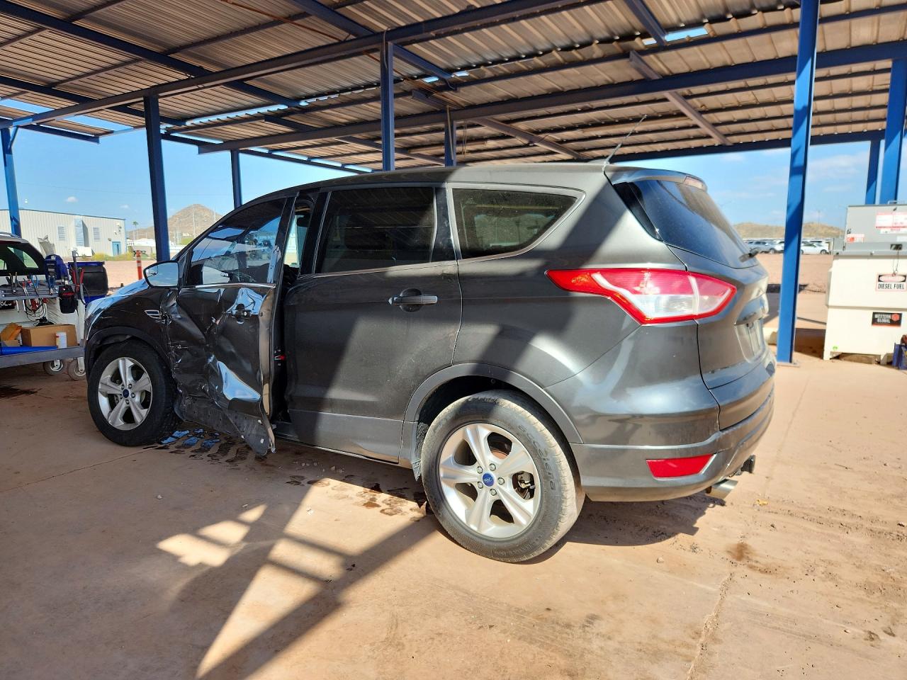 2016 FORD ESCAPE SE photo 3