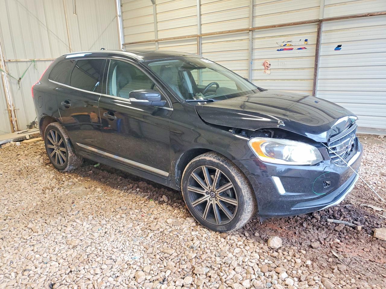 2016 VOLVO XC60 T5 PLATINUM photo 4