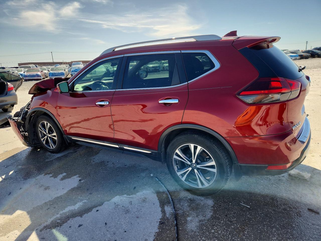 2018 NISSAN ROGUE SL photo 2