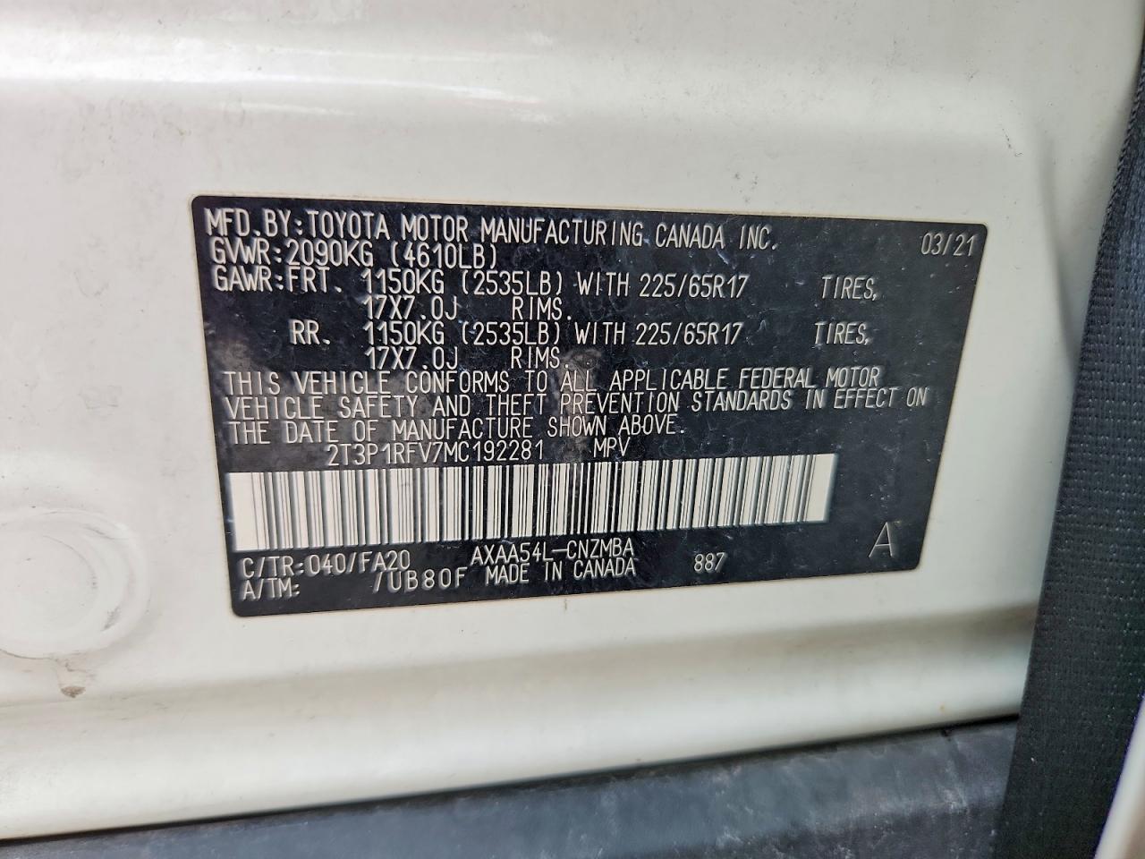 2021 TOYOTA RAV4 XLE photo 25