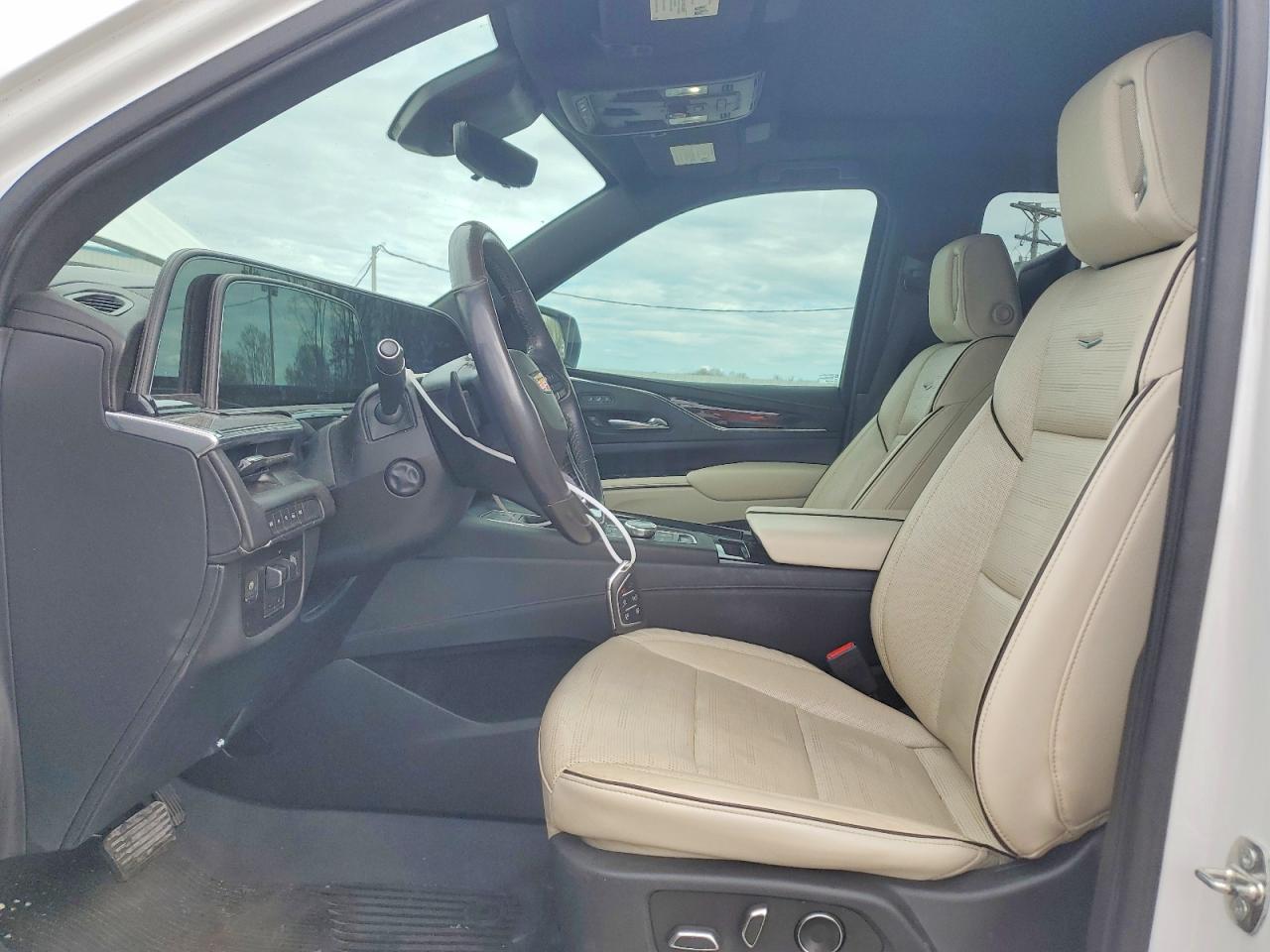 2021 CADILLAC ESCALADE ESV SPORT photo 13