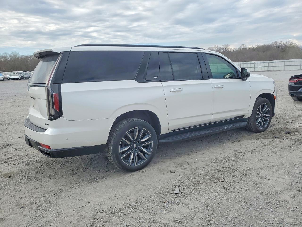 2021 CADILLAC ESCALADE ESV SPORT photo 5
