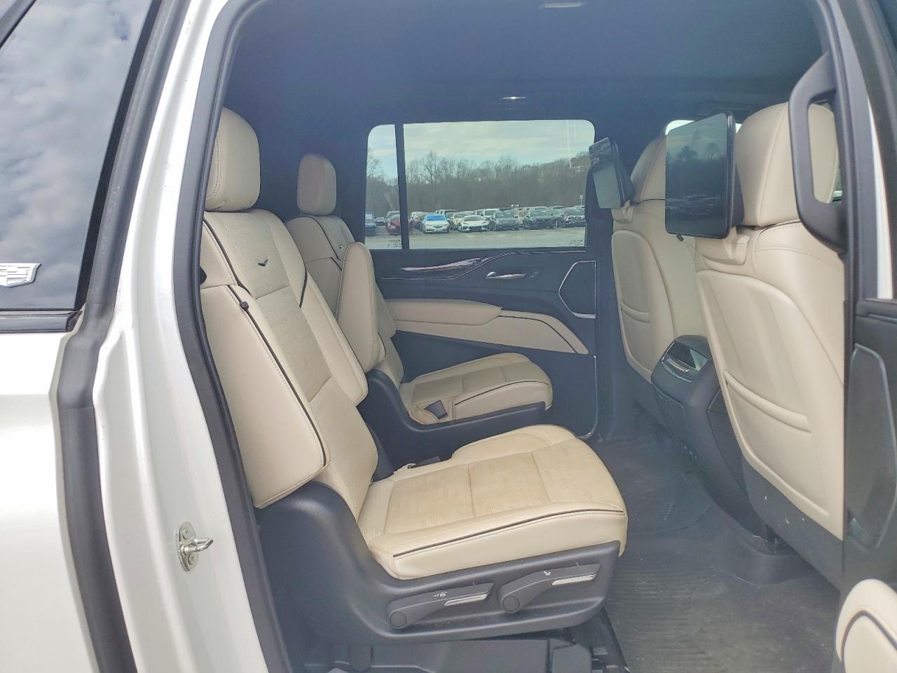 2021 CADILLAC ESCALADE ESV SPORT photo 21