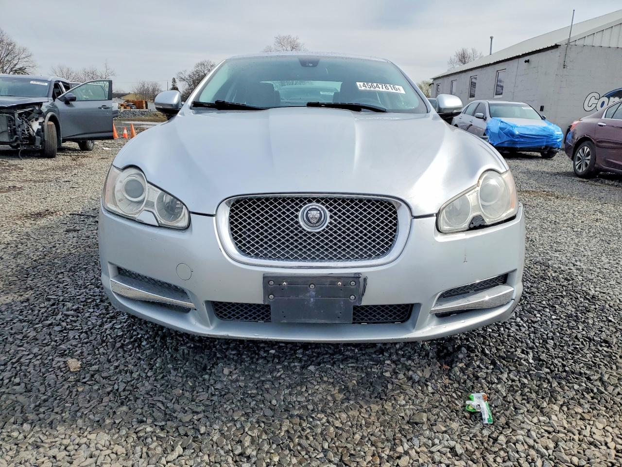 2011 JAGUAR XF photo 5
