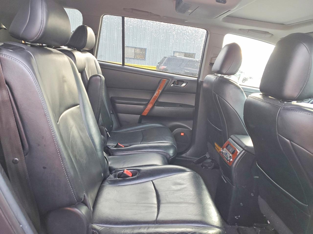 2012 TOYOTA HIGHLANDER LIMITED photo 10