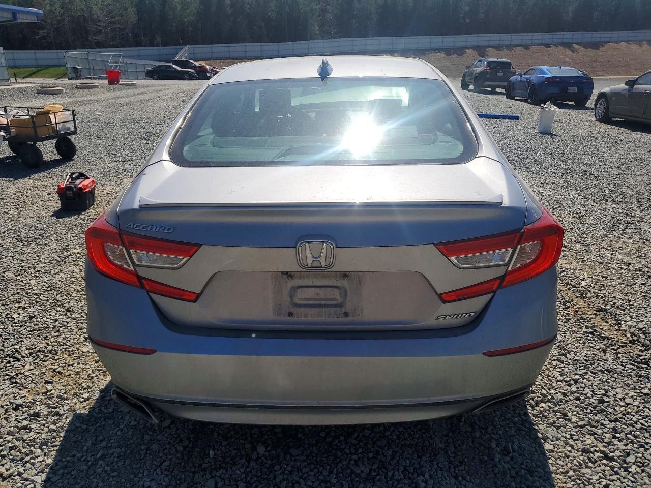 2018 HONDA ACCORD SPORT photo 11