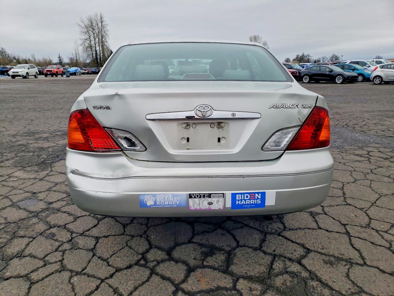 2000 TOYOTA AVALON XLS photo 6