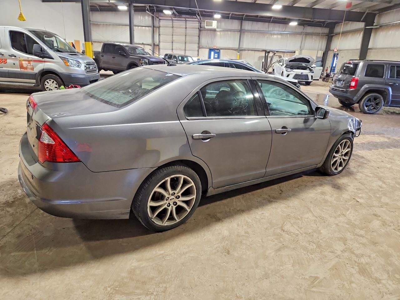 2010 FORD FUSION SE photo 3