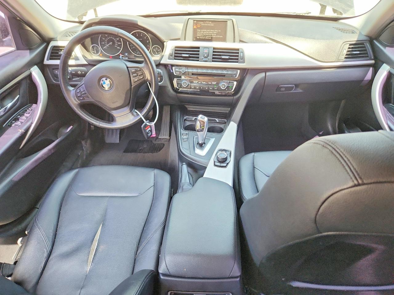 2016 BMW 320 I photo 8