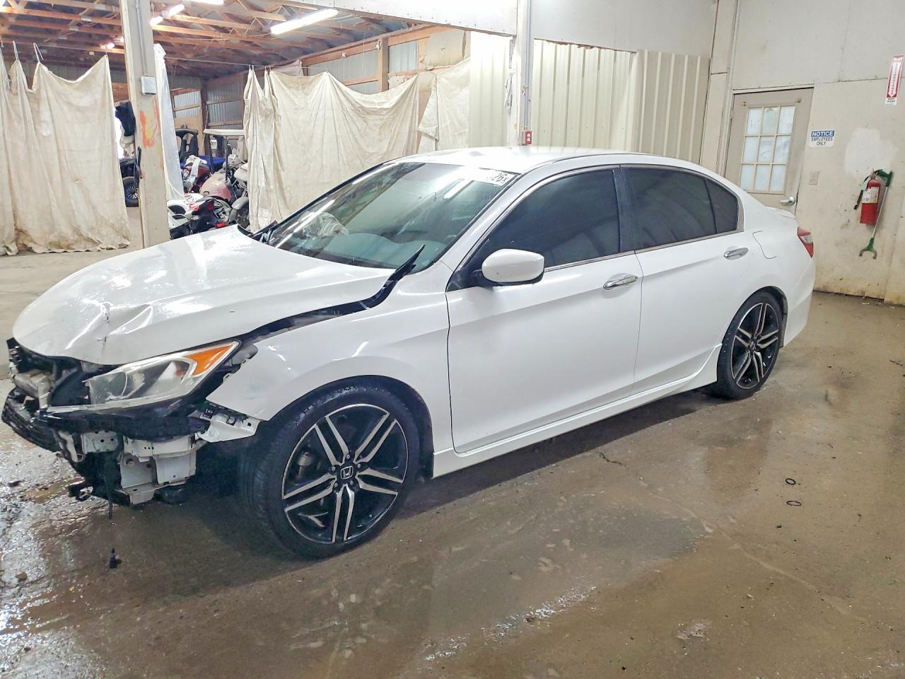 2017 HONDA ACCORD