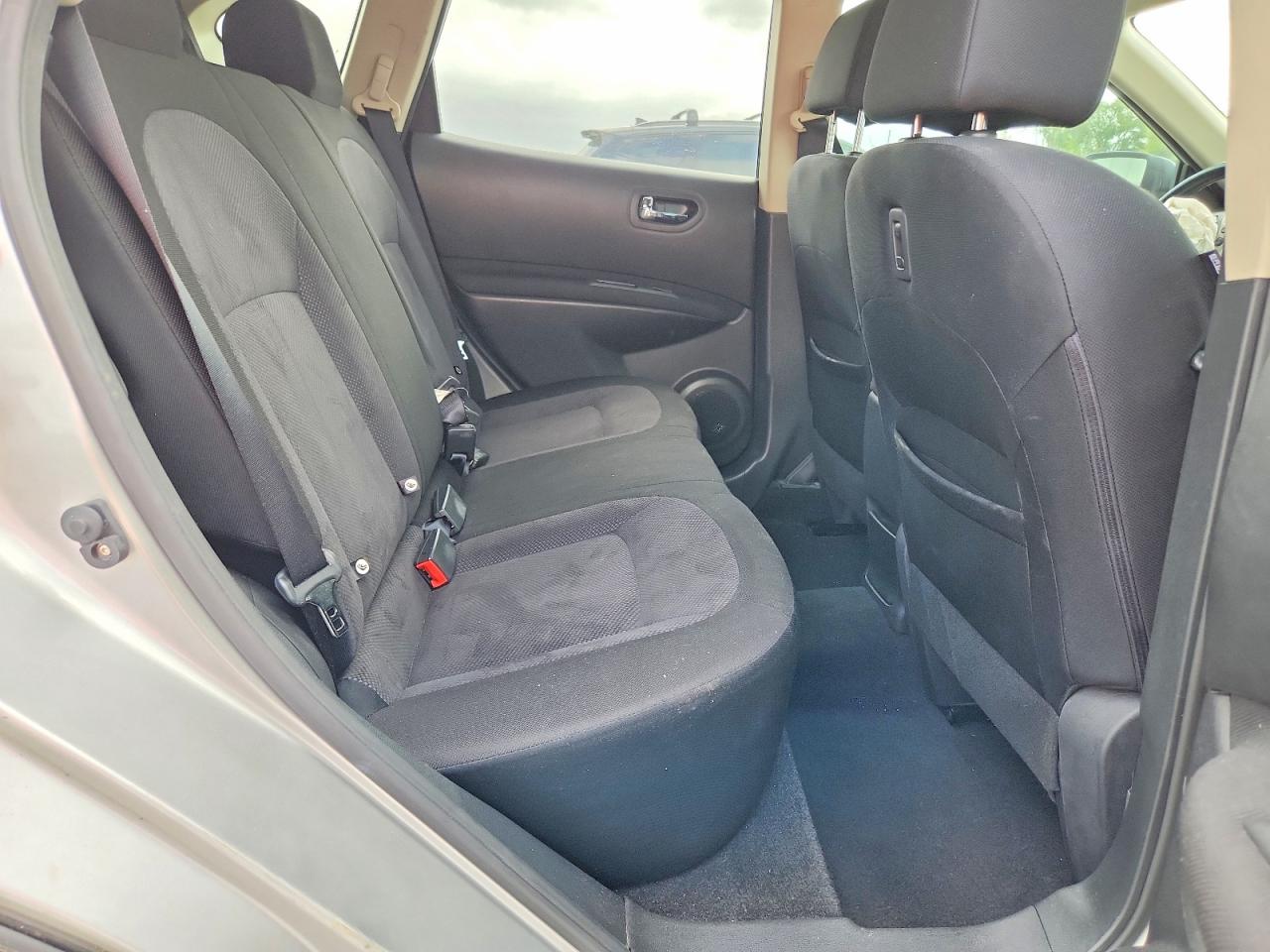 2013 NISSAN ROGUE S photo 31