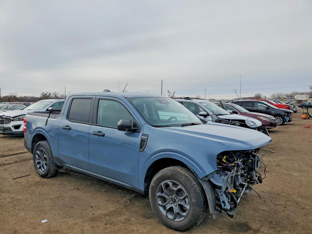 2025 FORD MAVERICK XLT photo 4