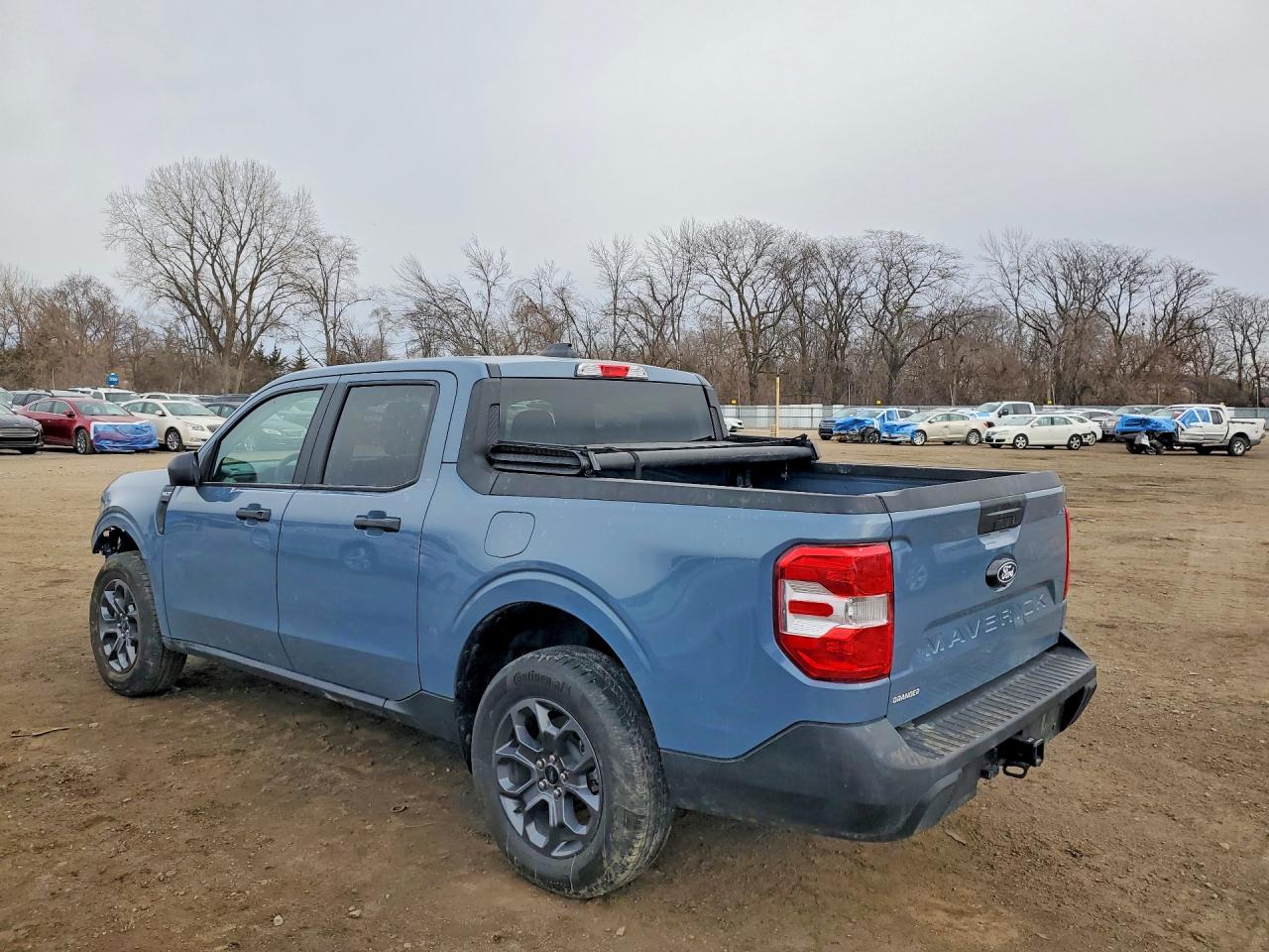 2025 FORD MAVERICK XLT photo 2